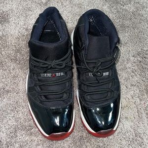 (2012 )JORDAN 11 RETRO PLAYOFFS (BREDS)